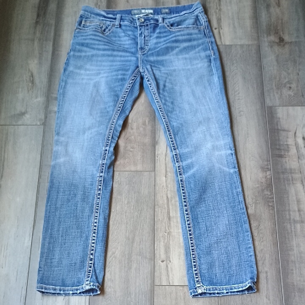 BKE Blue Straight Leg Jeans Versatile Everyday Wear